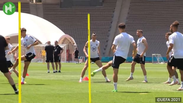 Bale in Wales training ahead of Euros